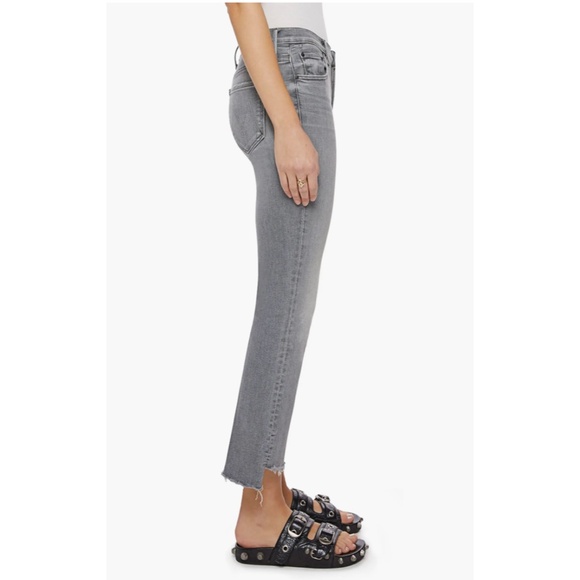 MOTHER The Insider Crop Step Fray Jeans - Picture 3 of 11